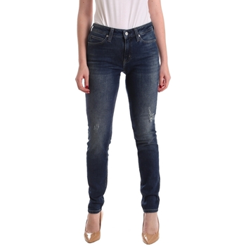 vaatteet Naiset Boyfriend-farkut Calvin Klein Jeans J20J209427 Sininen