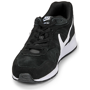 Nike VENTURE RUNNER SUEDE Musta / Valkoinen