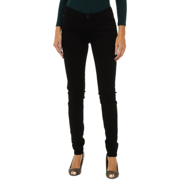 vaatteet Naiset Housut Armani jeans 6Y5J28-5D24Z-1200 Musta