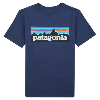 vaatteet Lapset Lyhythihainen t-paita Patagonia BOYS LOGO T-SHIRT Laivastonsininen