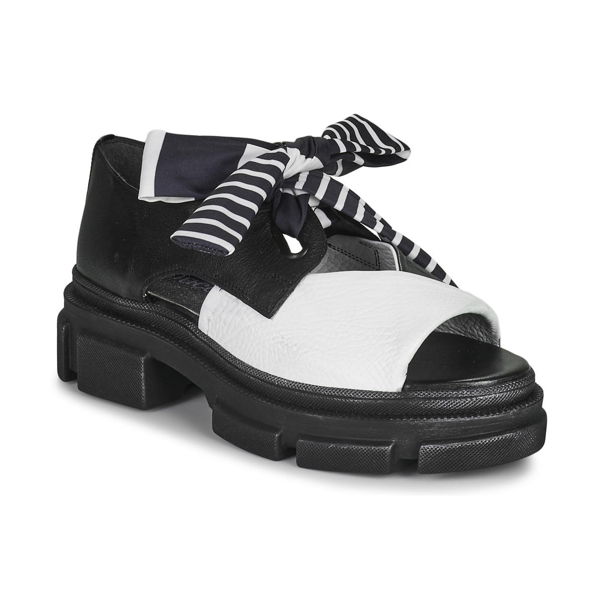 kengät Naiset Sandaalit ja avokkaat Papucei OXALIS Musta / Valkoinen