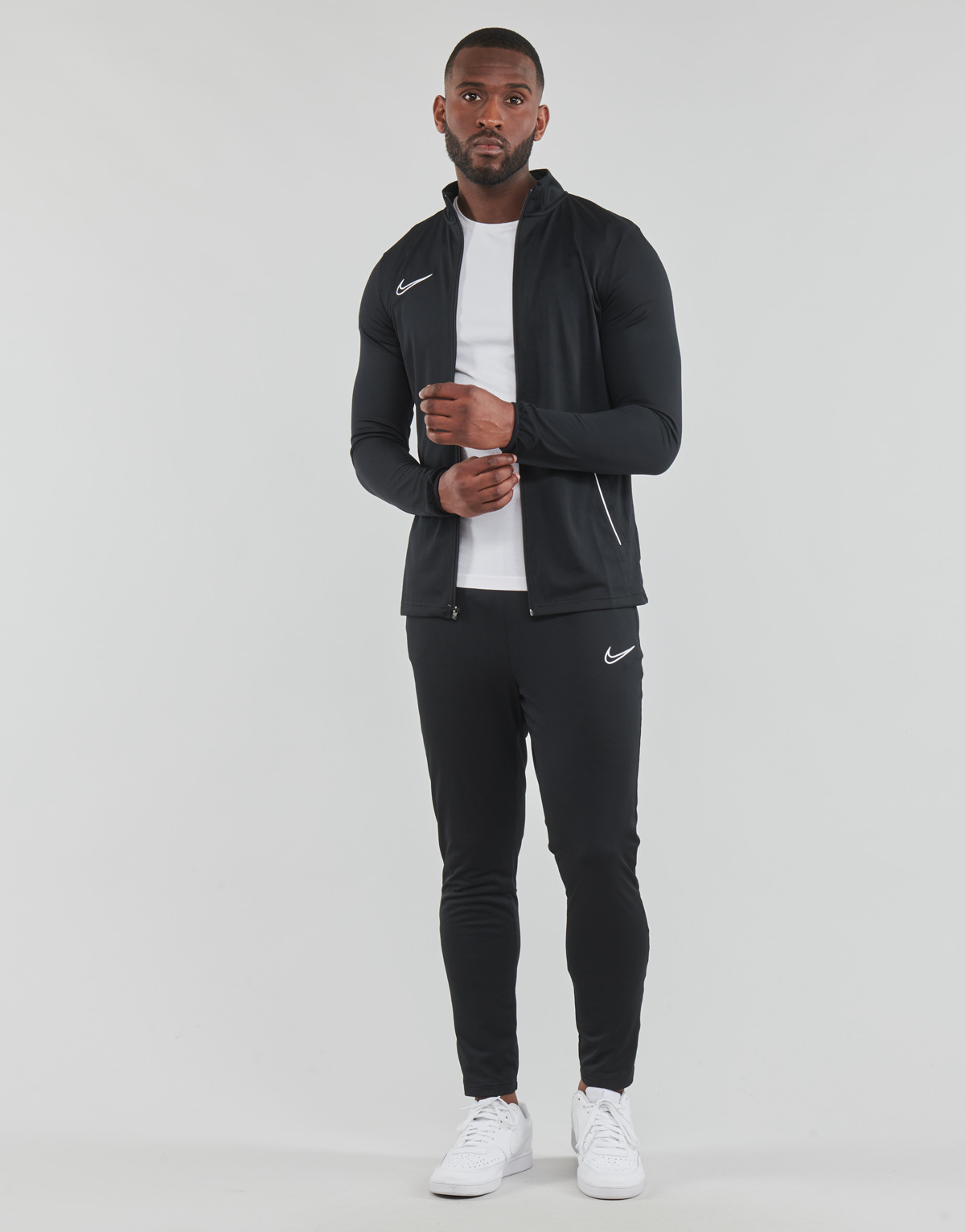 vaatteet Miehet Verryttelypuvut Nike Dri-FIT Miler Knit Soccer Musta