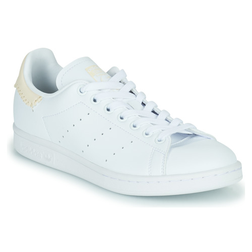 kengät Naiset Matalavartiset tennarit adidas Originals STAN SMITH W Valkoinen / Nude