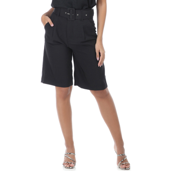 vaatteet Naiset Shortsit / Bermuda-shortsit La Modeuse 21104_P57909 Musta