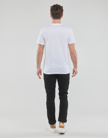 Fred Perry EMBROIDERED T-SHIRT Valkoinen