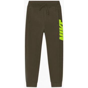 vaatteet Pojat Verryttelyhousut Nike BOYS Sportswear 86G690 Vihreä