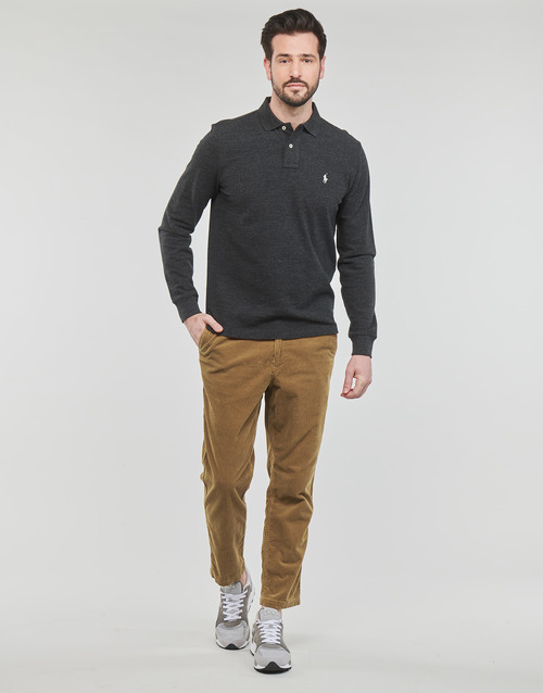 vaatteet Miehet 5-taskuiset housut Polo Ralph Lauren PREPSTER EN VELOURS Kamelinruskea