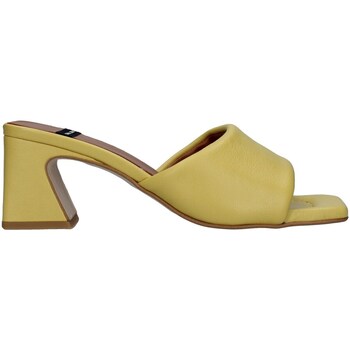 kengät Naiset Sandaalit ja avokkaat Angel Alarcon 23041-528F Keltainen