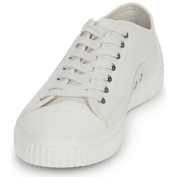 Fred Perry B4365 Hughes Low Canvas Vaalea