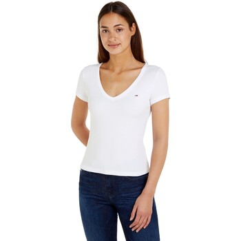 vaatteet Naiset Lyhythihainen t-paita Tommy Jeans CAMISETA AJUSTADA ESSENTIAL MUJER   DW0DW17385 Valkoinen