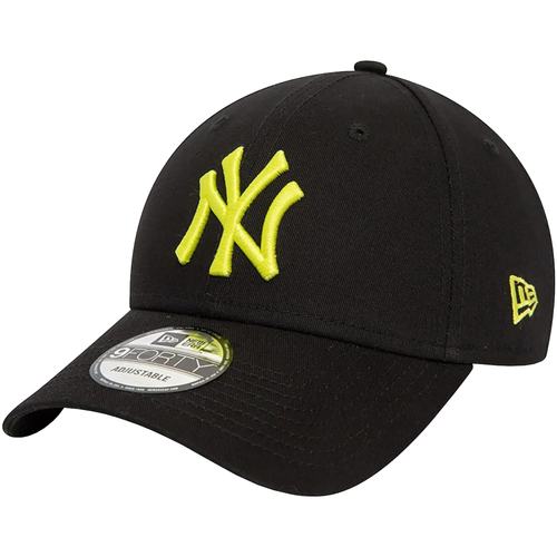 Asusteet / tarvikkeet Miehet Lippalakit New-Era League Essentials 940 New York Yankees Cap Musta
