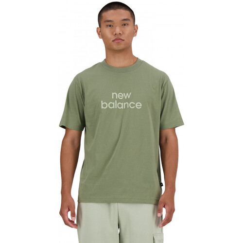 vaatteet Miehet T-paidat & Poolot New Balance Sport essentials linear t-shirt Vihreä