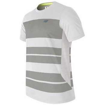 vaatteet Miehet Lyhythihainen t-paita New Balance MT53406WSV Valkoinen